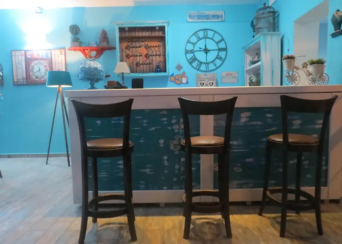 Mai̇ Bed & Breakfast Çeşme