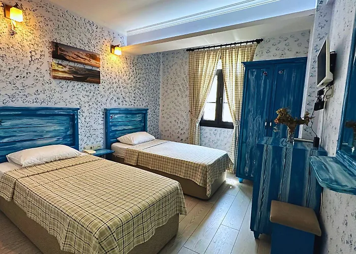 Mai̇ Bed & Breakfast 2*